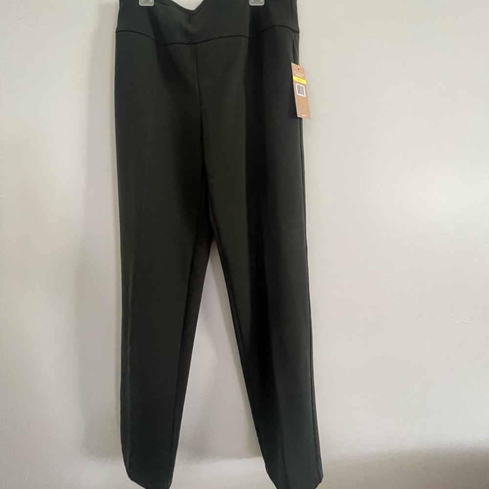 NWT! Olive green dress pants 💚